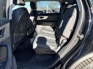 Audi Q7 - 10