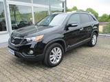 Kia Sorento Vision 4WD+lückenl. Service+2. Hand - gebrauchte Kia Sorento aus dem Jahr 2010