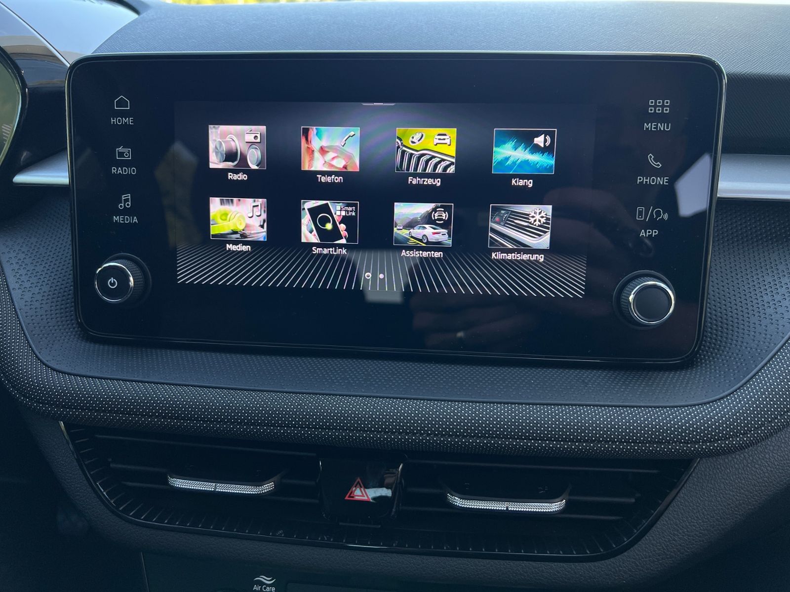Fahrzeugabbildung SKODA Fabia Selection Tour 1.0 TSI *Vorb.AHK,LED,Kamer