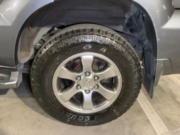 Toyota Land Cruiser - 6