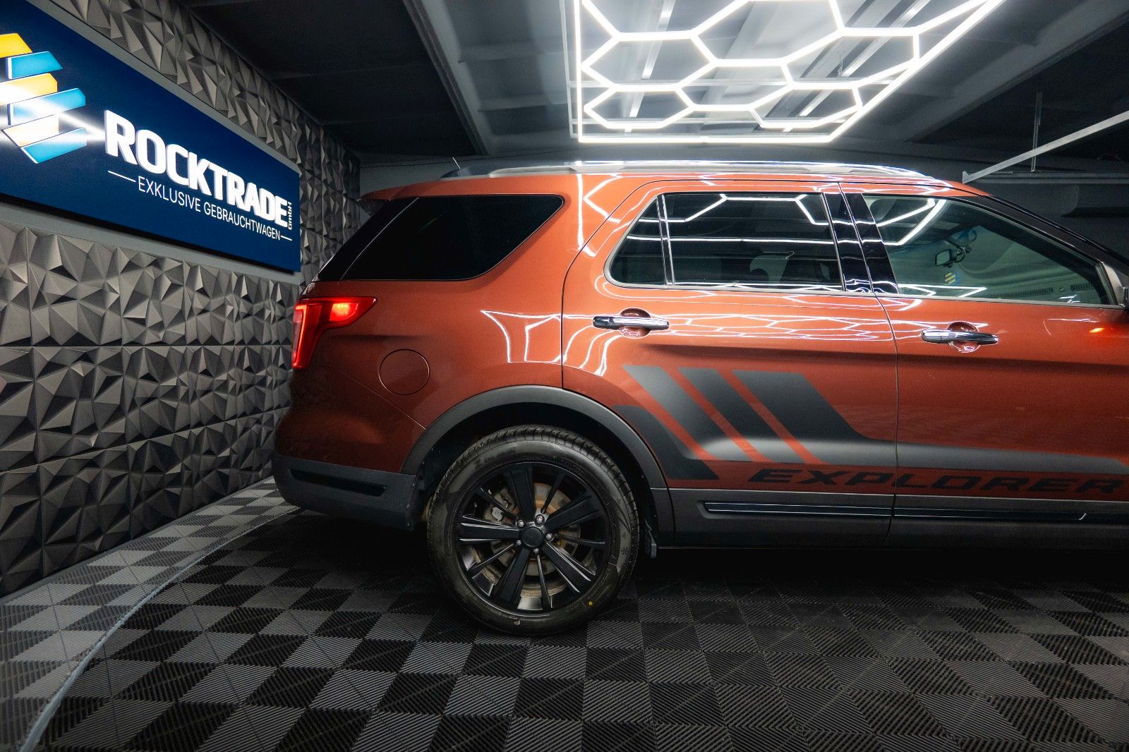 Fahrzeugabbildung Ford Explorer 3.5 V6 LIMITED 4x4 *Kamera*Memory*LED*