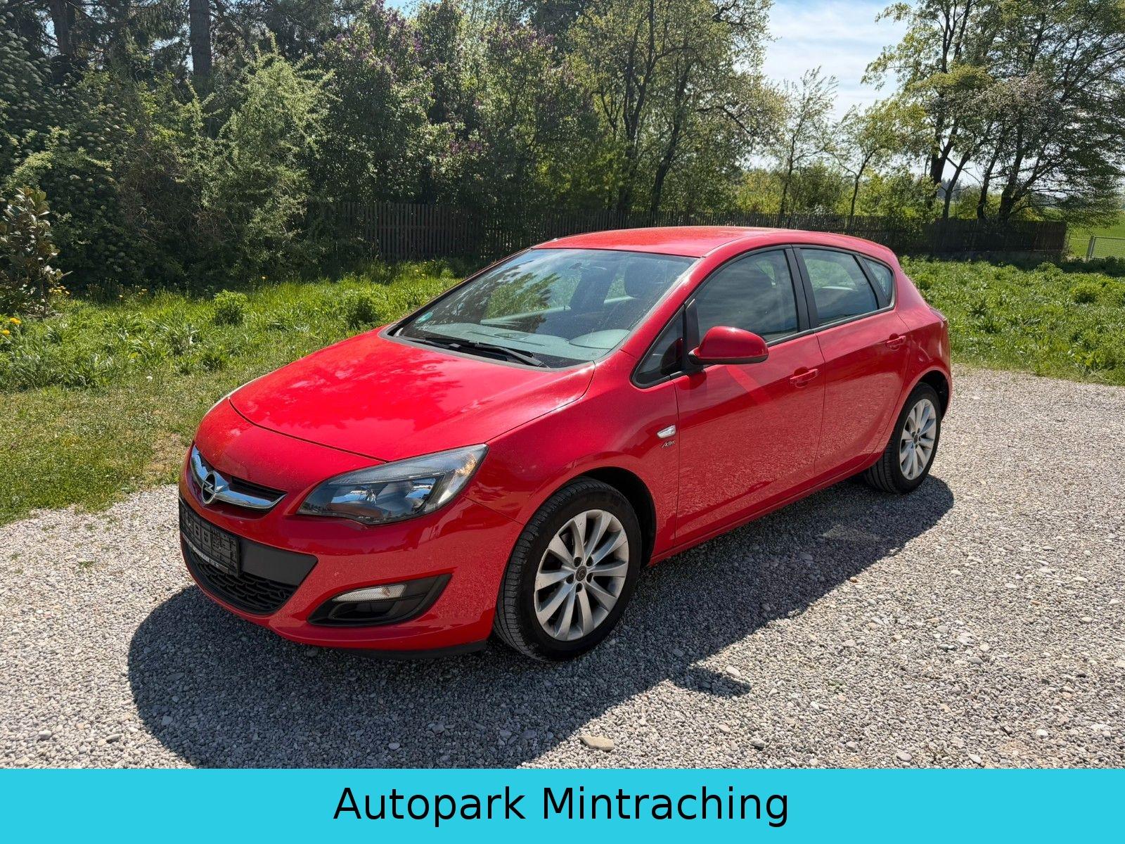 Opel Astra J Lim. 5-trg. Active