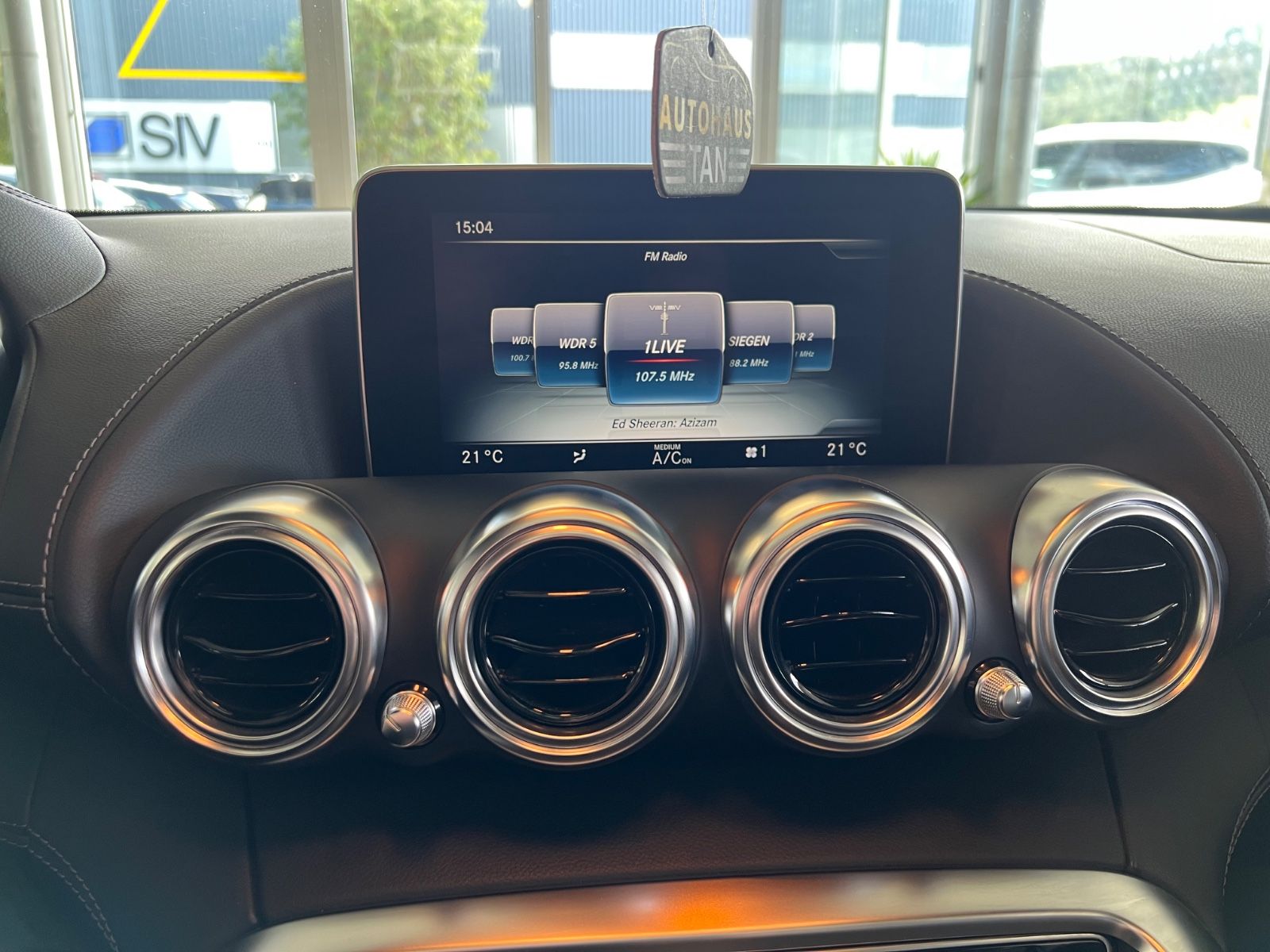 Fahrzeugabbildung Mercedes-Benz AMG GT Coupe * DIAMANTWEIß *NIGHTP*PANO*PERFORM*