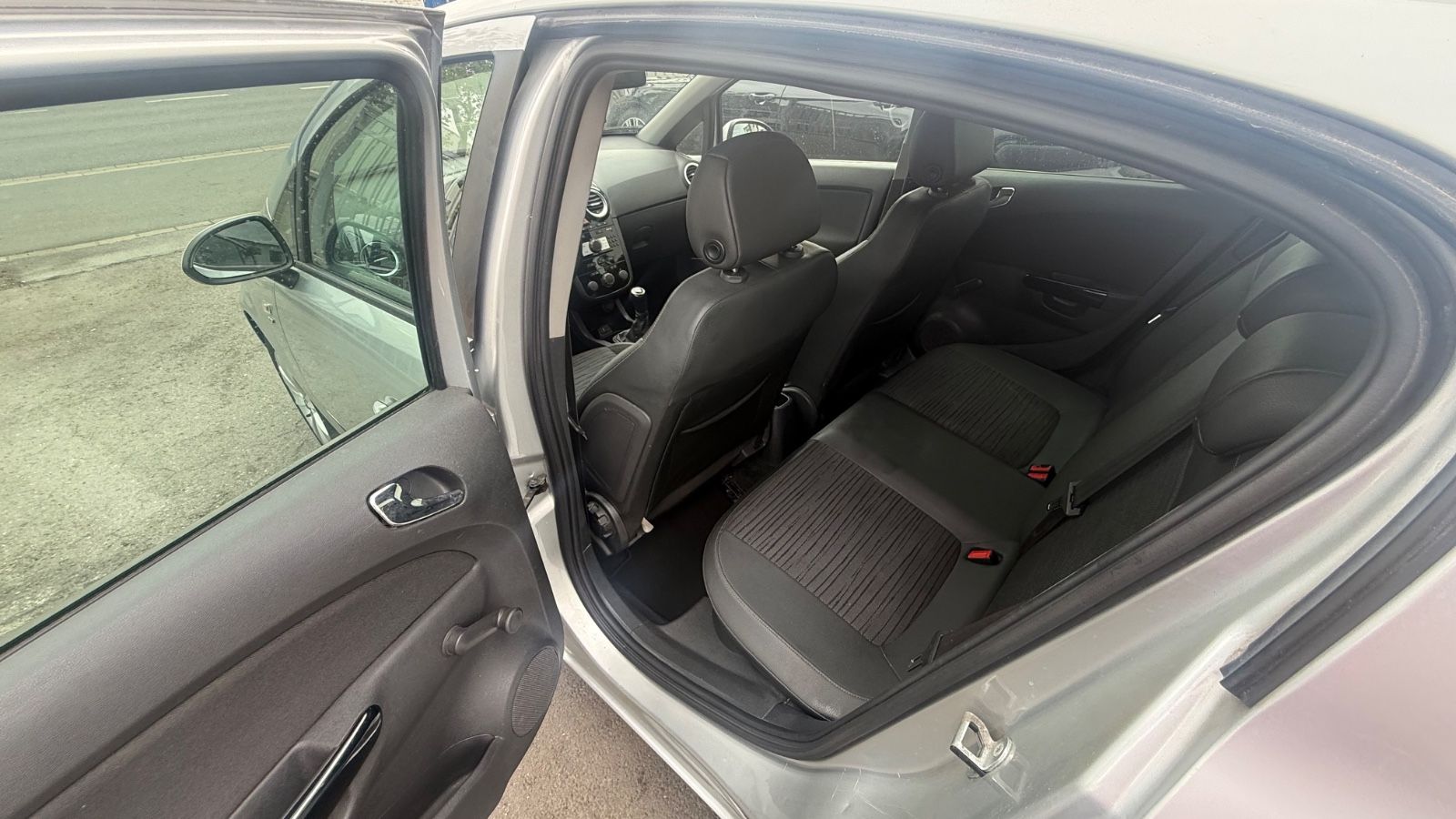 Fahrzeugabbildung Opel Corsa D Energy