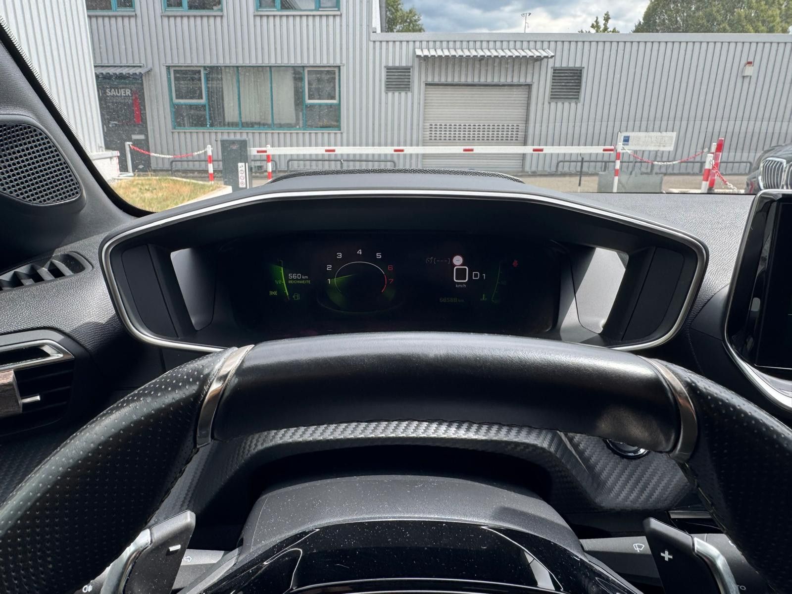 Peugeot 408 - Bild 8