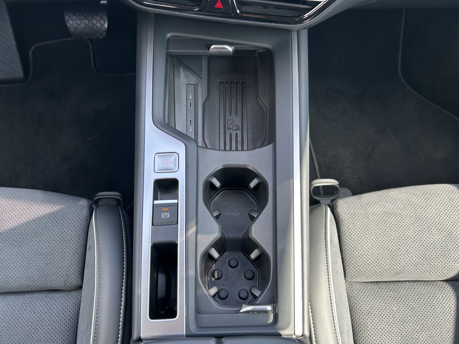 Fahrzeugabbildung Volkswagen Passat Variant Business TDI DSG LED ACC AHK SHZ