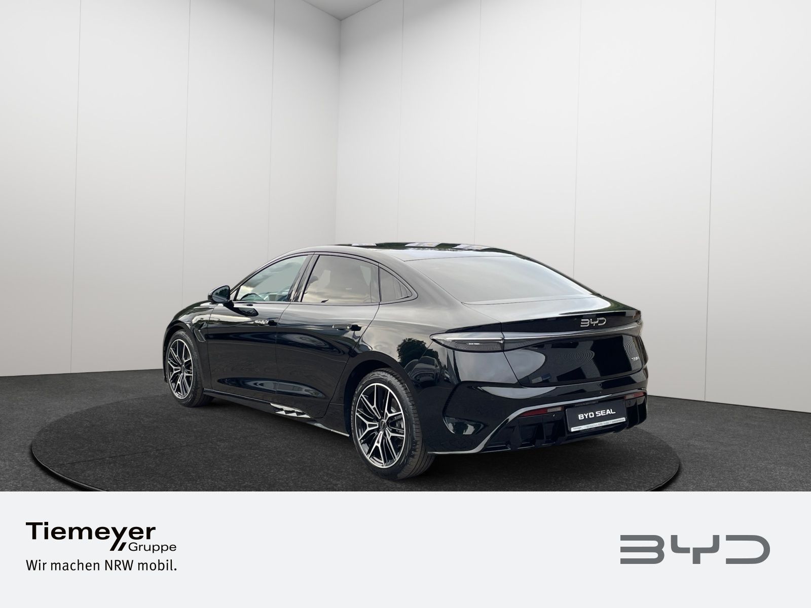 BYD SEAL
