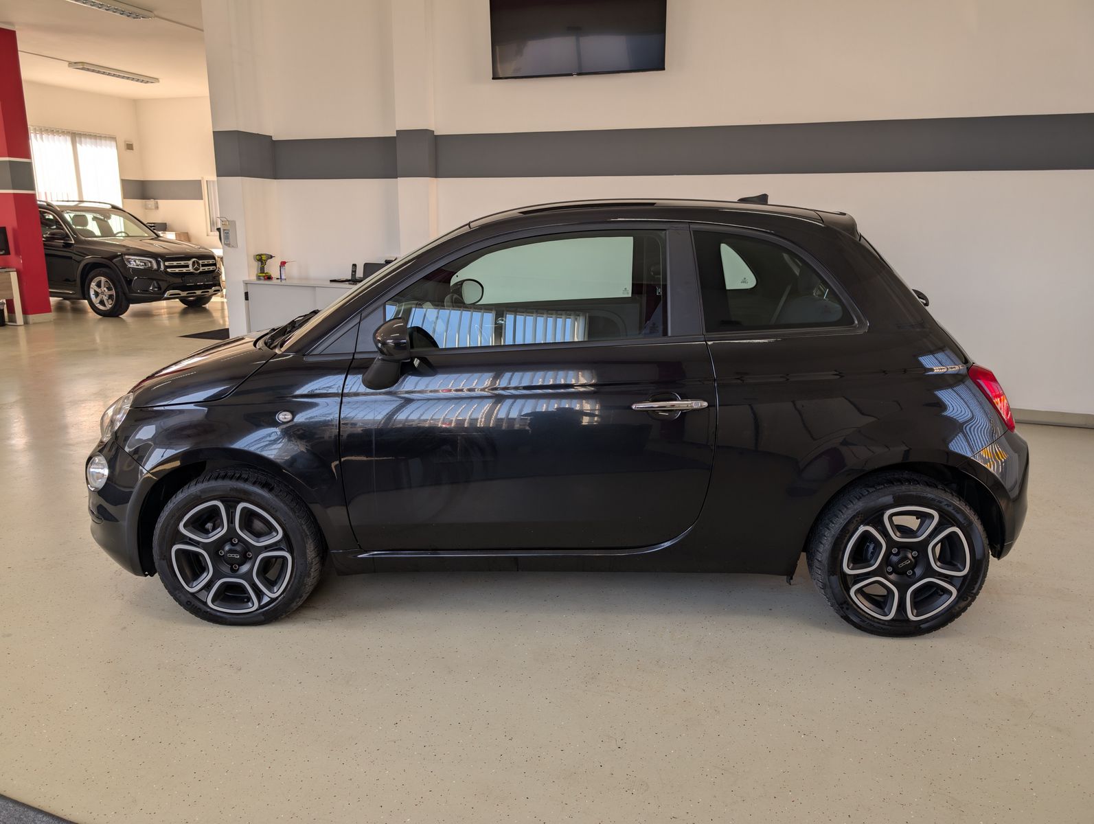 Fahrzeugabbildung Fiat 500 GSE 1,0 Mild-Hy Comfort-Pack Tech-Pack Temp