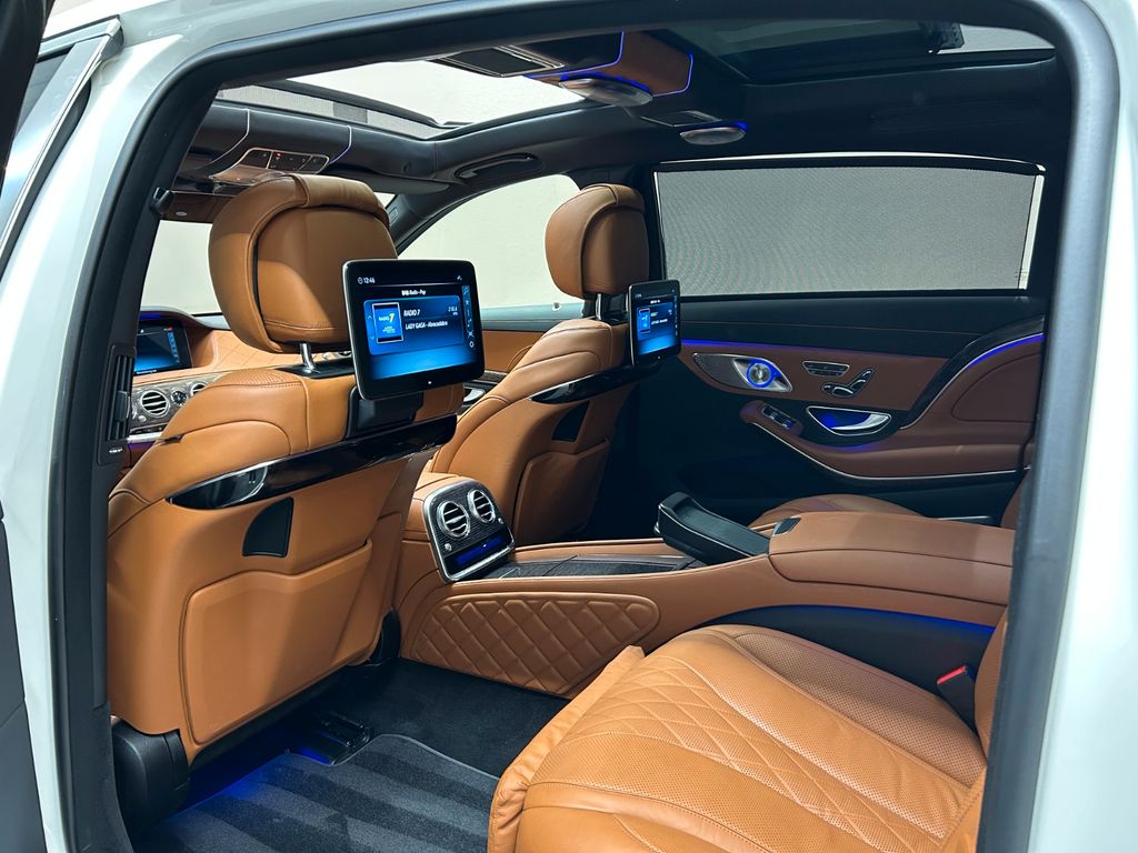 Mercedes-Benz S 560 S560 Maybach 4M *CHAUFFEUR PAKET*FOND-TV*MASSAGE