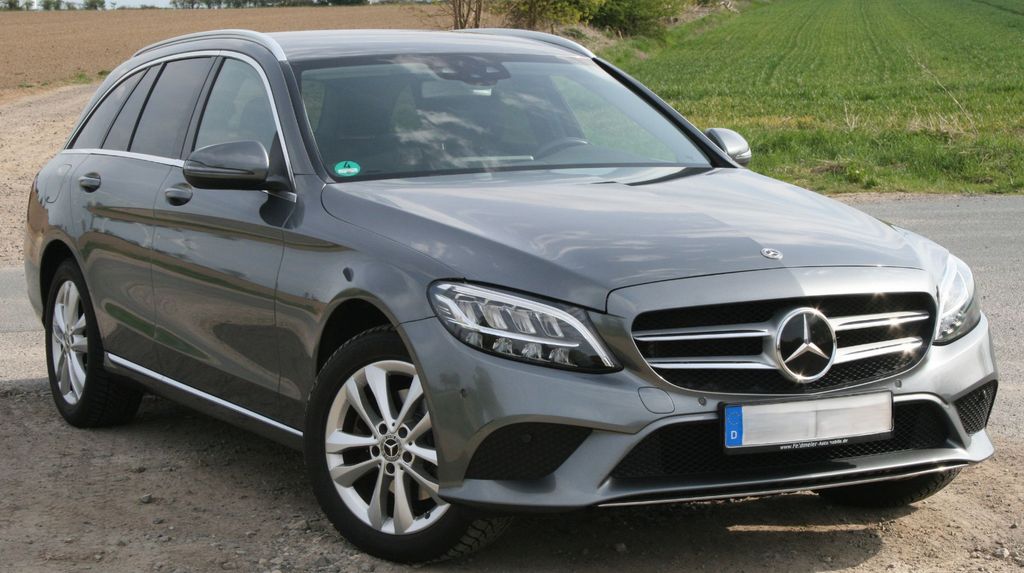 Image of Mercedes-Benz C 220