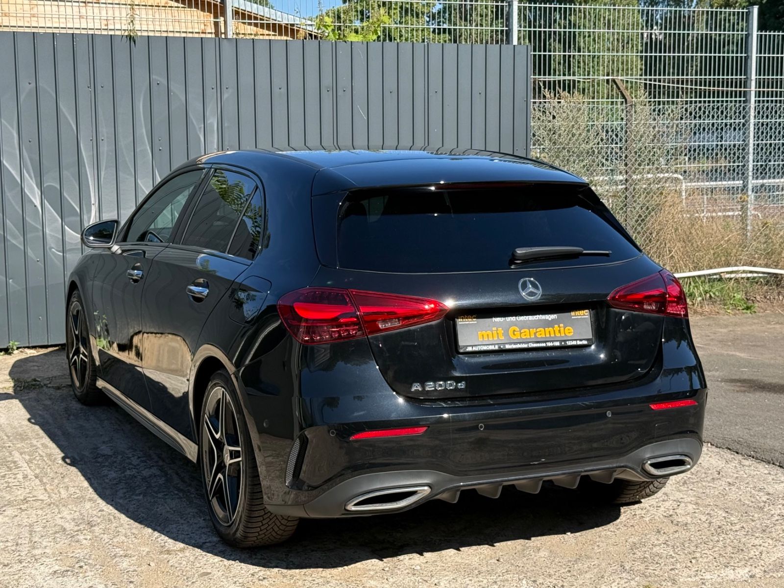 Mercedes-Benz A 200d AMG LED Spur Night Keyless Ambiente foto 4