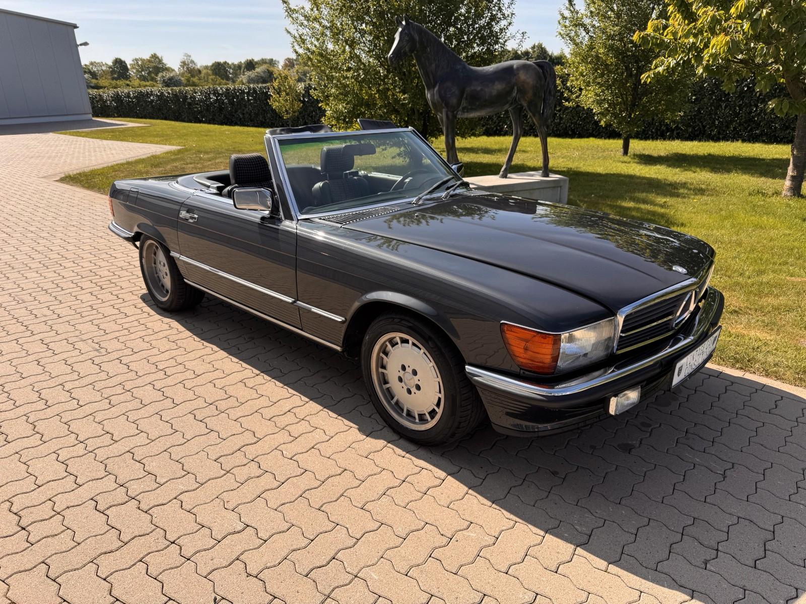 Mercedes-Benz SL 300