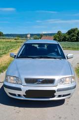 Volvo V40 bj.2002 , kein"Audi,BMW,Mercedes" - gebrauchte Volvo V40 aus dem Jahr 2002