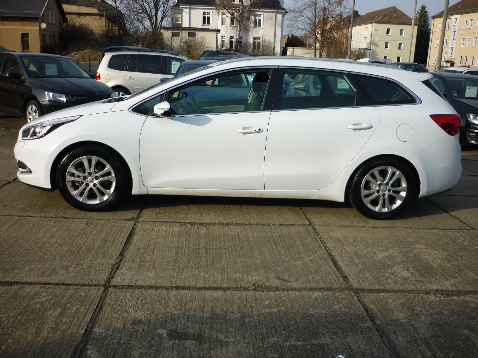 Kia cee'd Sportswagon 1.6 CRDi Dream-Team SW