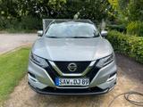 Nissan Qashqai 1.3 DIG-T N-CONNECTA N-CONNECTA - Nissan Qashqai mit Benzin-Antrieb: Limousine