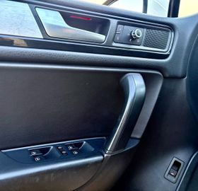 Volkswagen Touareg - 9