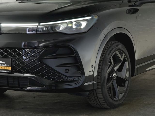 Tiguan R-LINE TDI DSG 4MOTION+ANHÄNGERKUPPLUNG+R