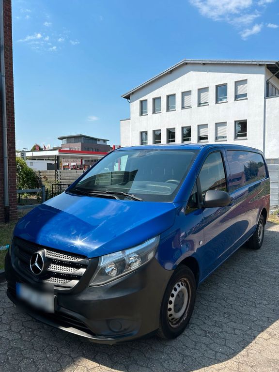 Image of Mercedes-Benz Vito