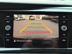 Fahrzeugabbildung Volkswagen T6.1 Multivan Comfortl. - Navi*Kamera*Standhzg!!