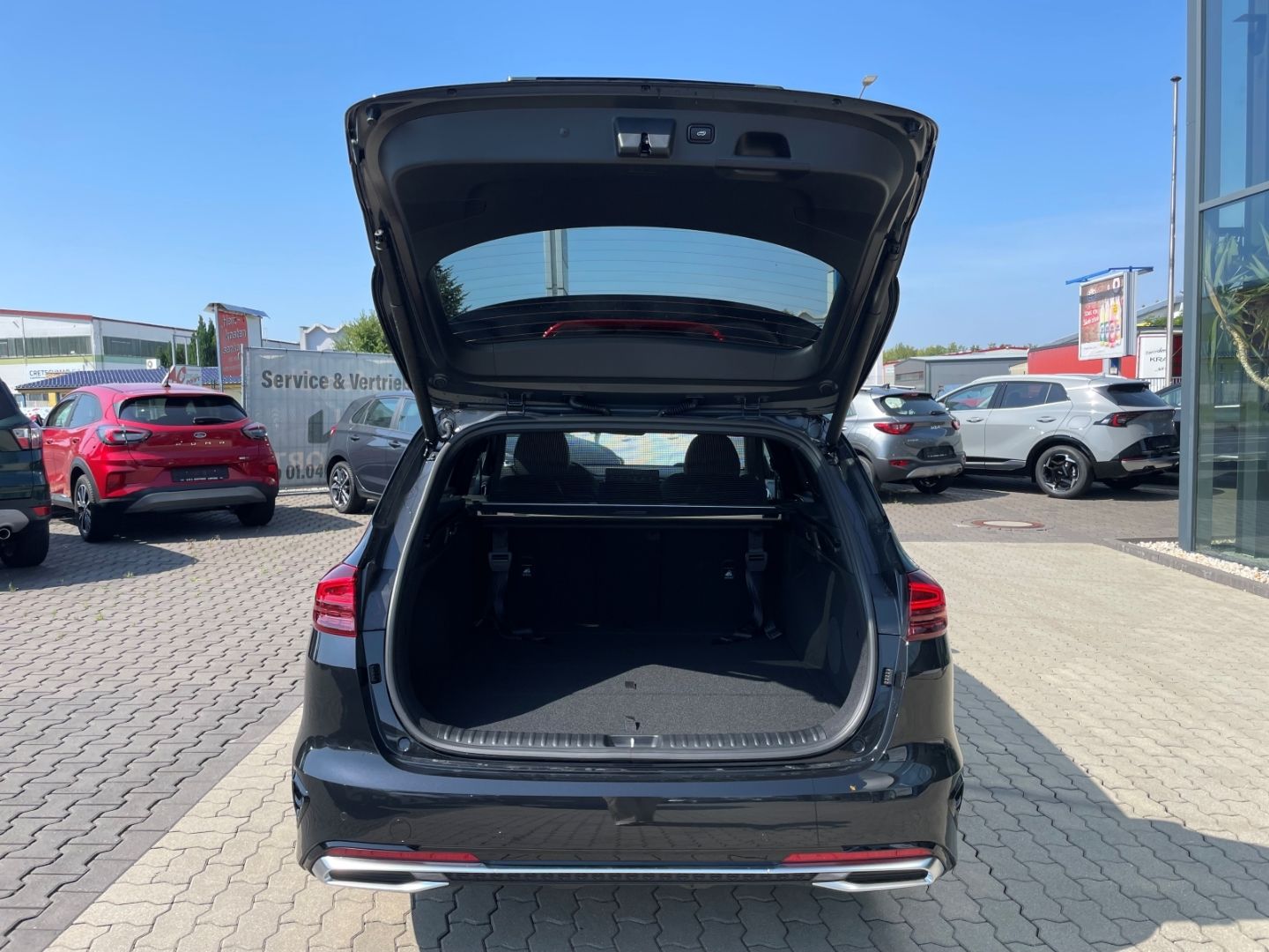 Fahrzeugabbildung Kia Ceed_sw GT Line LED Kamera Schiebedach JBL Navi