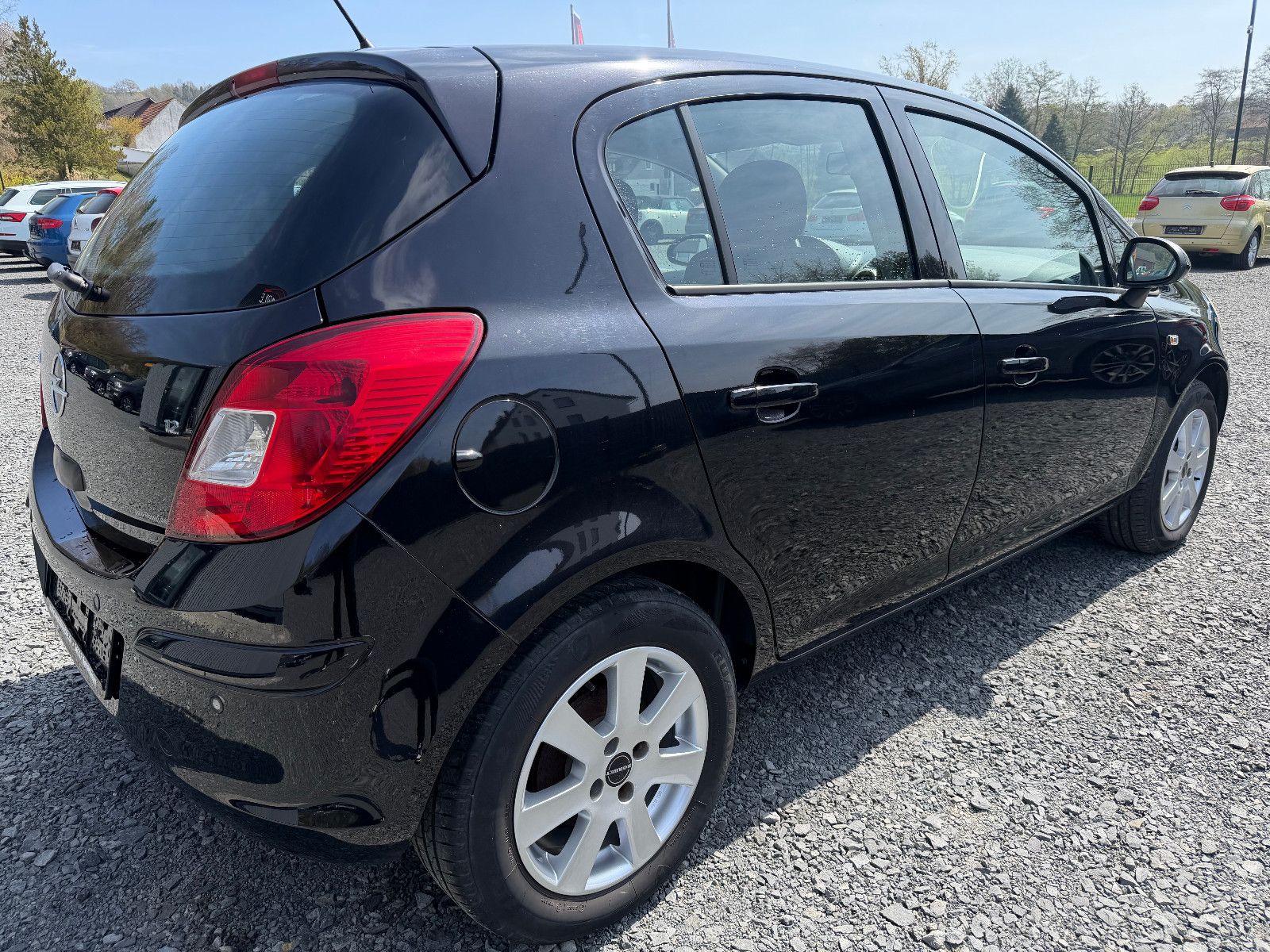 OPEL Corsa D 1.2 KLIMA/PDC/TEMPOMAT/TÜV NEU – Foto 6