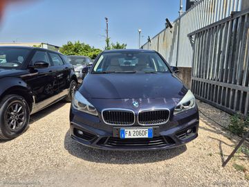 BMW 218 Active Tourer - 2