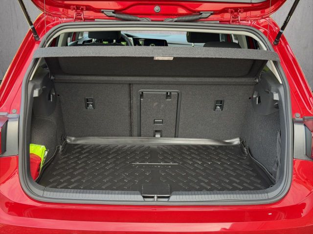 Golf VIII 1.5 TSI Move/LED/ACC/PDC/App-Con. Navi