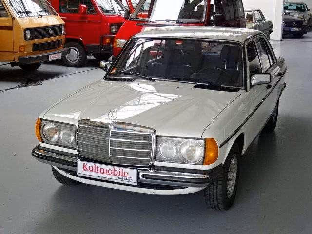 Mercedes-Benz  Baureihe 123 200