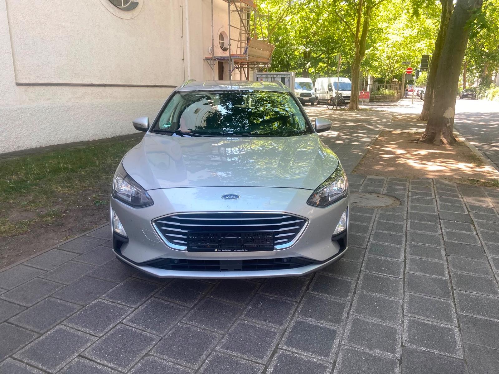 Ford Focus Turnier Cool & Connect TEL 01728930142