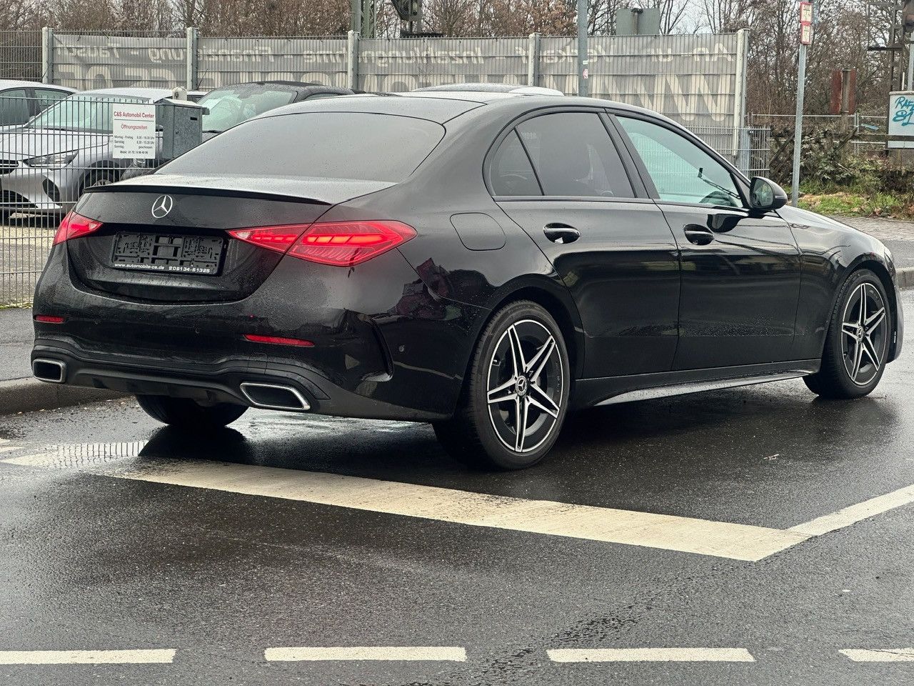 Fahrzeugabbildung Mercedes-Benz C 300 d AMG LINE+AVANTGARDE*1.HAND*