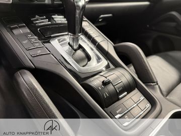 Porsche Cayenne - 8