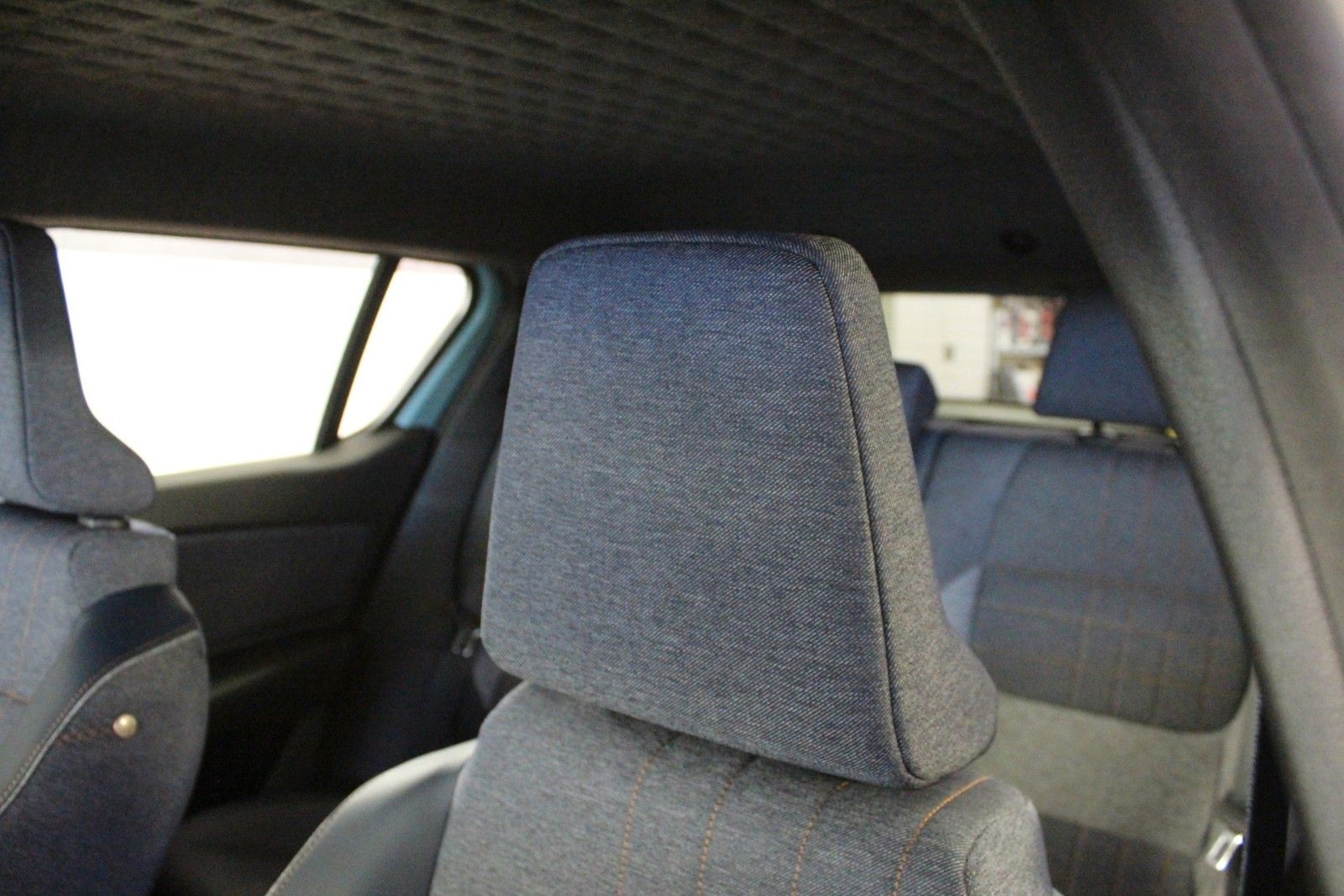 Fahrzeugabbildung Renault R 4 150 Comfort Range Techno*Winterpaket*