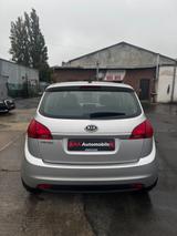 Kia Venga Attract 1,4 klima - Kia Venga: 1.4