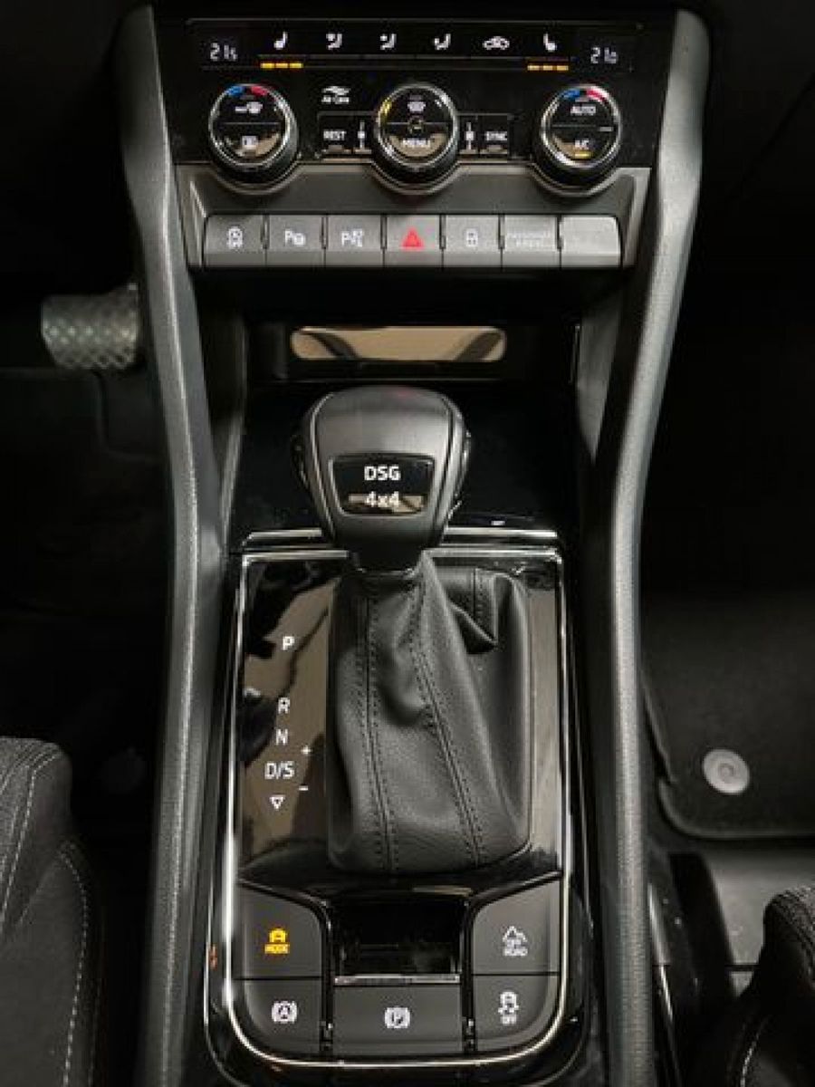 Skoda Kodiaq Style 4x4 GREENTEC*FMLY*PANO*CPLY*AHK*360 foto 18