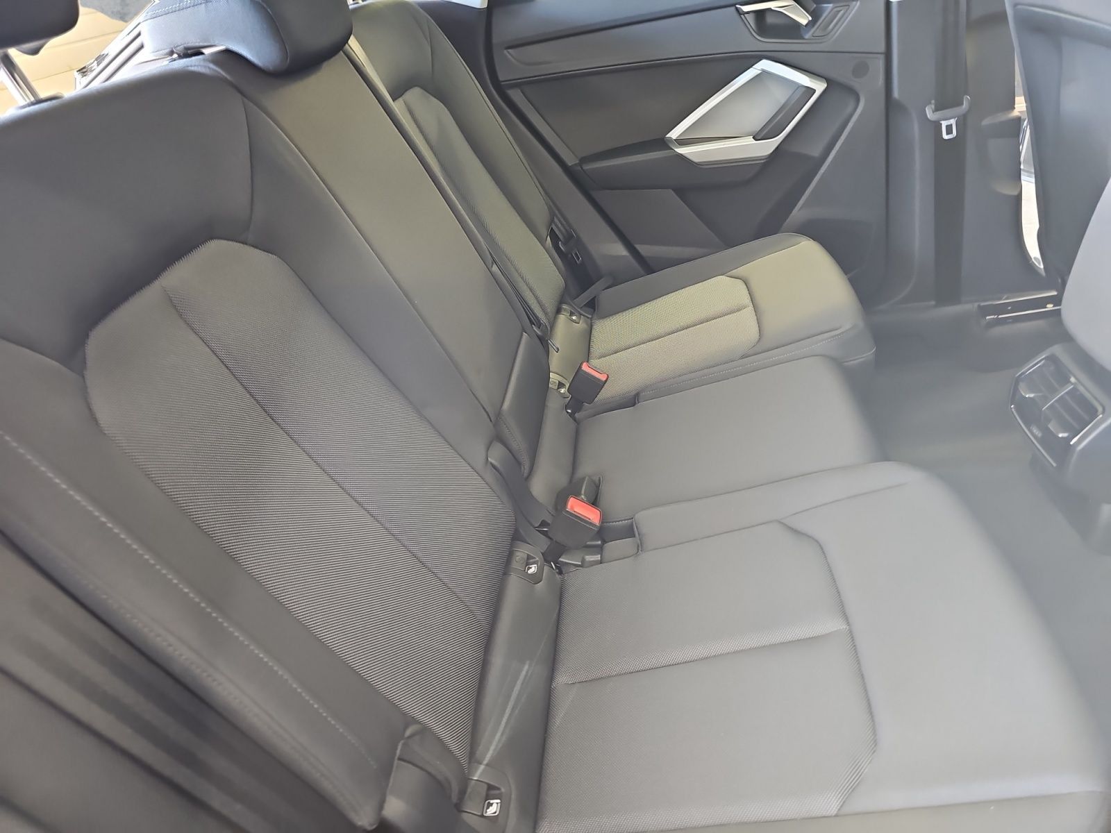 Audi Q3 Sportback 45 TFSI e S-TR LED+PDC+GRA+SHZ+20" foto 16