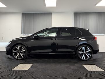 Volkswagen Golf - 5