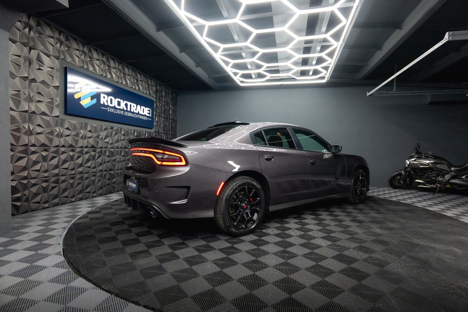 Fahrzeugabbildung Dodge Charger 3.6 4x4 GT *Kamera*LED*TÜV+Service Neu*