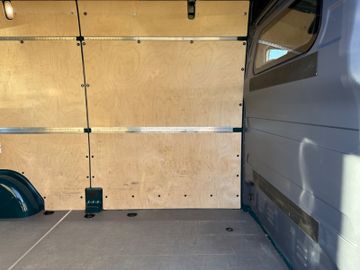 Fahrzeugabbildung Mercedes-Benz Sprinter 214 CDI L2H2 Kasten*3.Sitze*Bluetooth