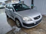 Kia Rio 1.6 - gebrauchte Kia Rio aus dem Jahr 2006