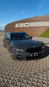 BMW 330i xDrive Touring M Sport A. M Sport - BMW 330 in Ludwigshafen