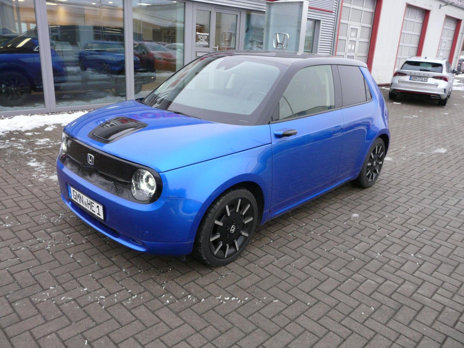 Honda e Advance Style-Paket + Winterradsatz