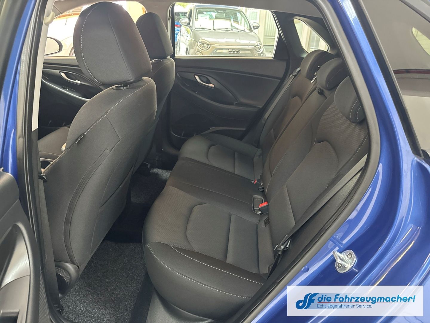 Fahrzeugabbildung Hyundai i30 YES! Navi Apple CarPlay Android Auto Mehrzon