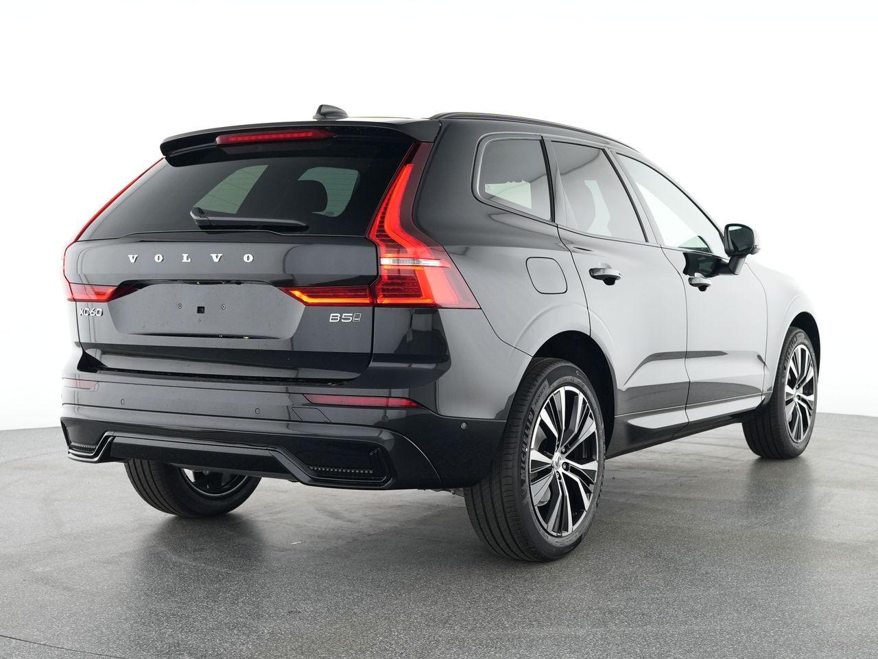 Volvo XC60 Plus Dark AWD
