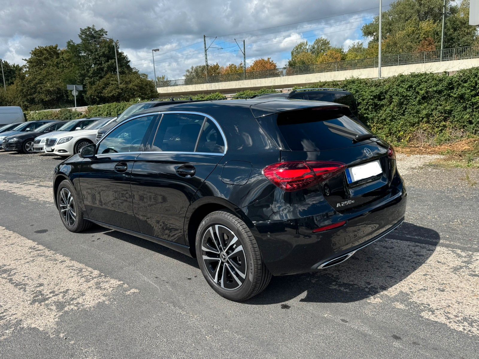 Mercedes-Benz A 250 e Progressive WIDE MBUX JUNGESTERNE foto 3