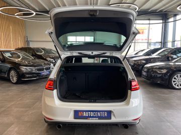 Volkswagen Golf VII Lim. GTI Performance BMT *ACC*BI-XENON*