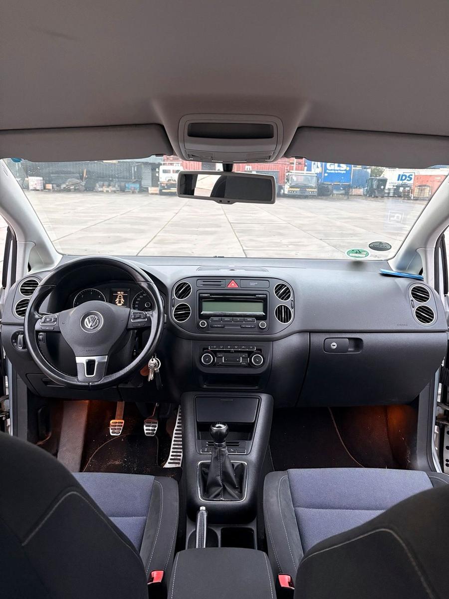 Volkswagen Golf Plus 2011 — photo 8