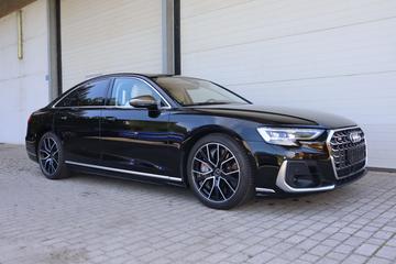 2025 AUDI S8 — фото 4