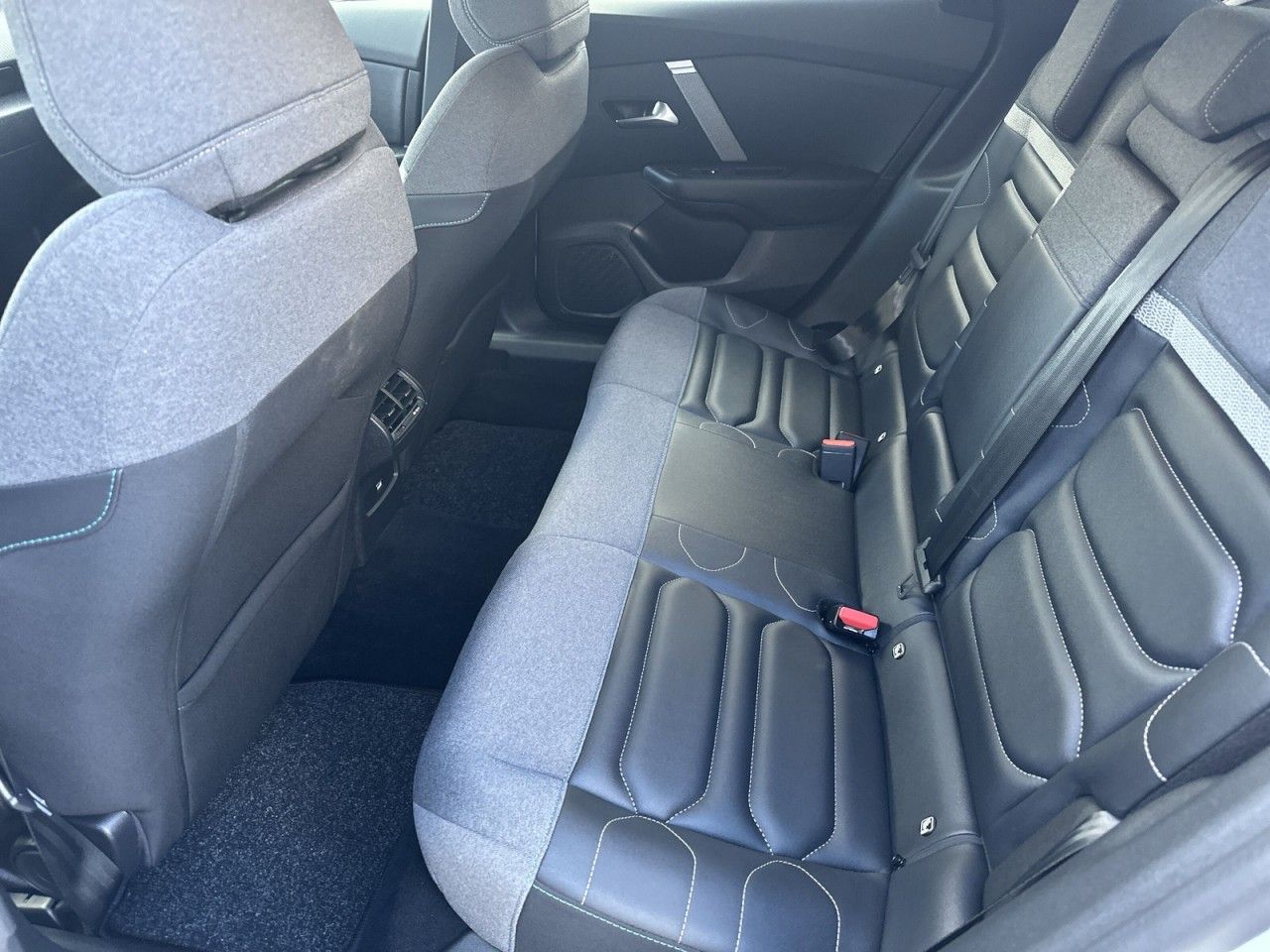 Fahrzeugabbildung Citroën C4 PureTech 130 S&S EAT8 Max