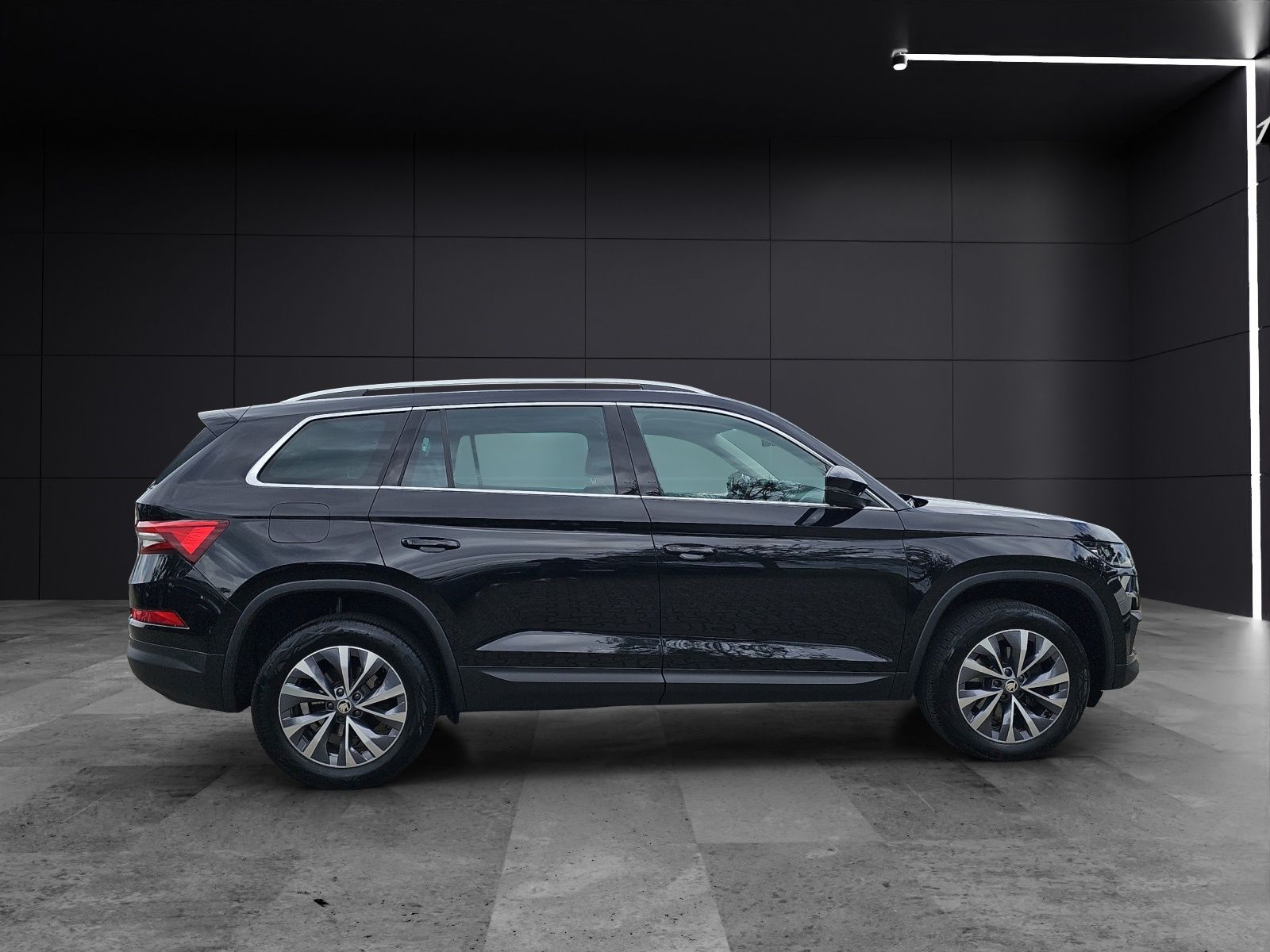 Fahrzeugabbildung SKODA Kodiaq Style 2.0 TDI DSG AHK ACC LED