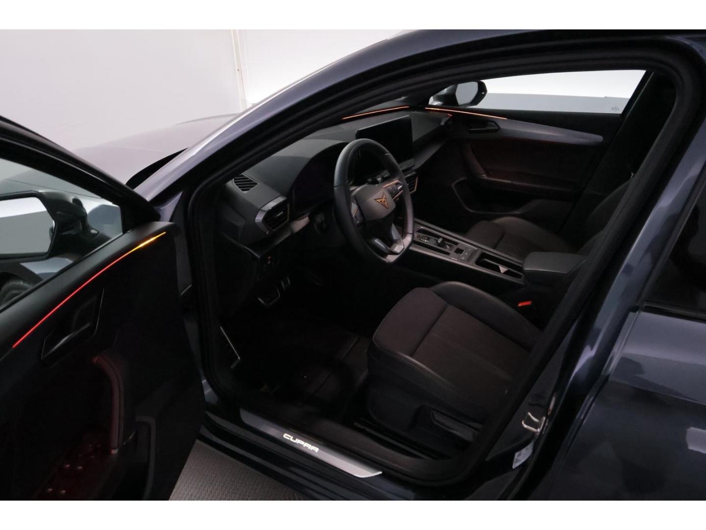 Cupra Leon 2.0TSI ST DSG VZ+LED+NAVI+VIRTUAL+SHZ+PDC, миниатюра 13